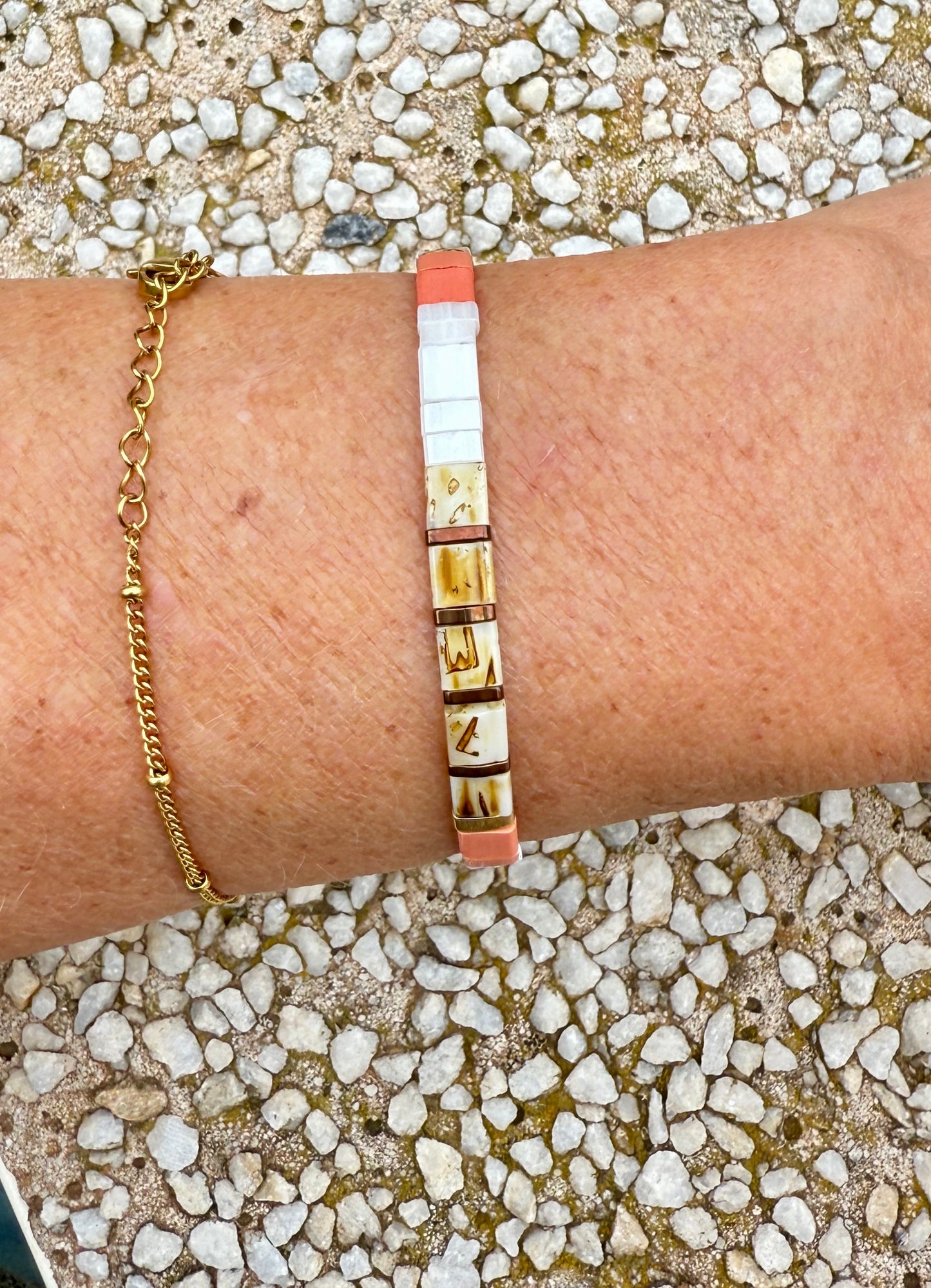 Bracelet Boho perles Tila - Blanc rose beige